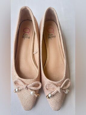 Ket Imports" brand women's flat shoes. Size US 38. EU size 39